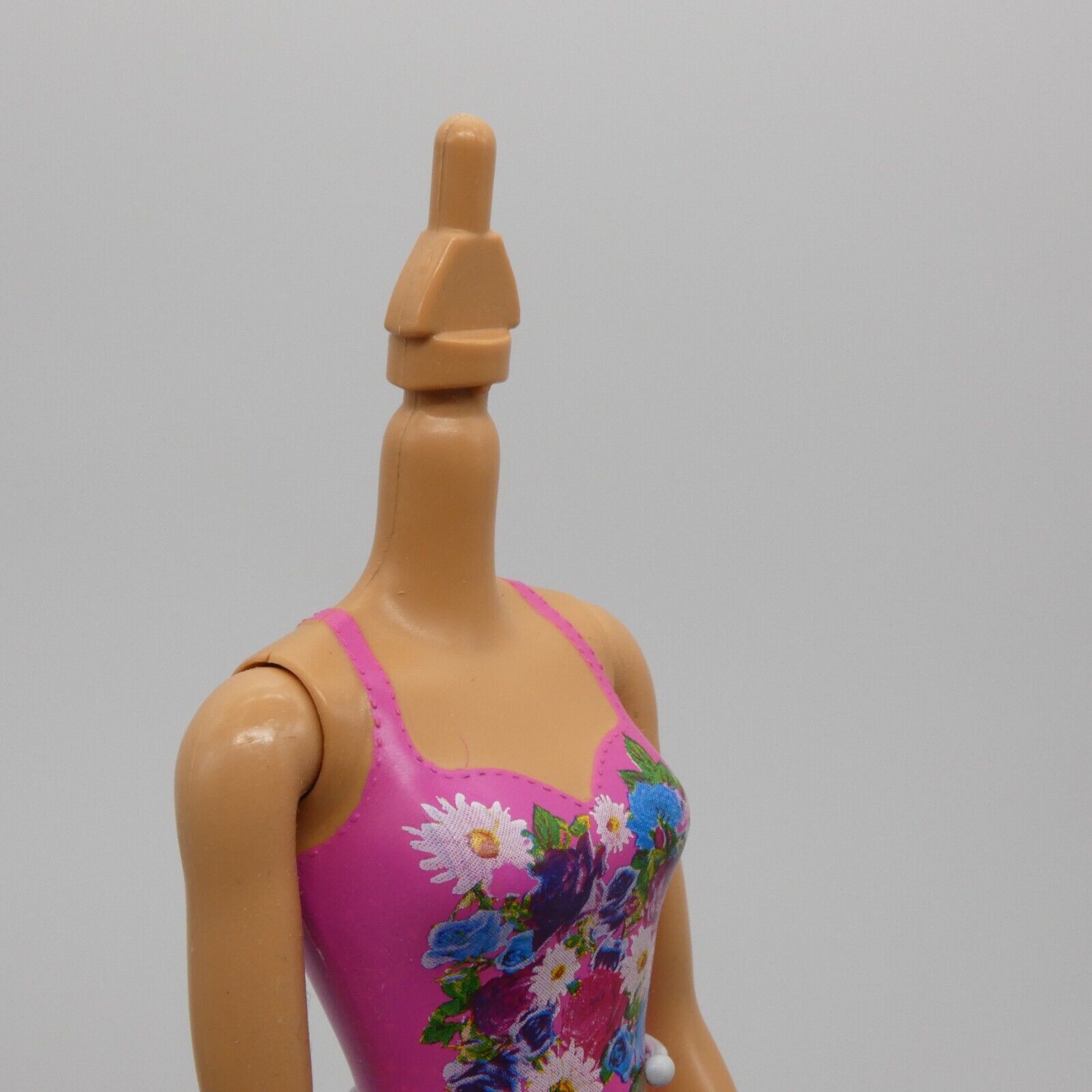 Barbie Water Play Doll Body Medium Light Skin Pink Molded Swimsuit 2017 DWK00 2b