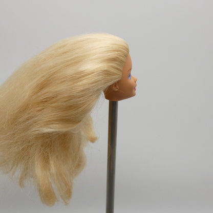 Style Magic Barbie Doll Head Superstar Face Wavy Shortened Hair 1988 Mattel 1283