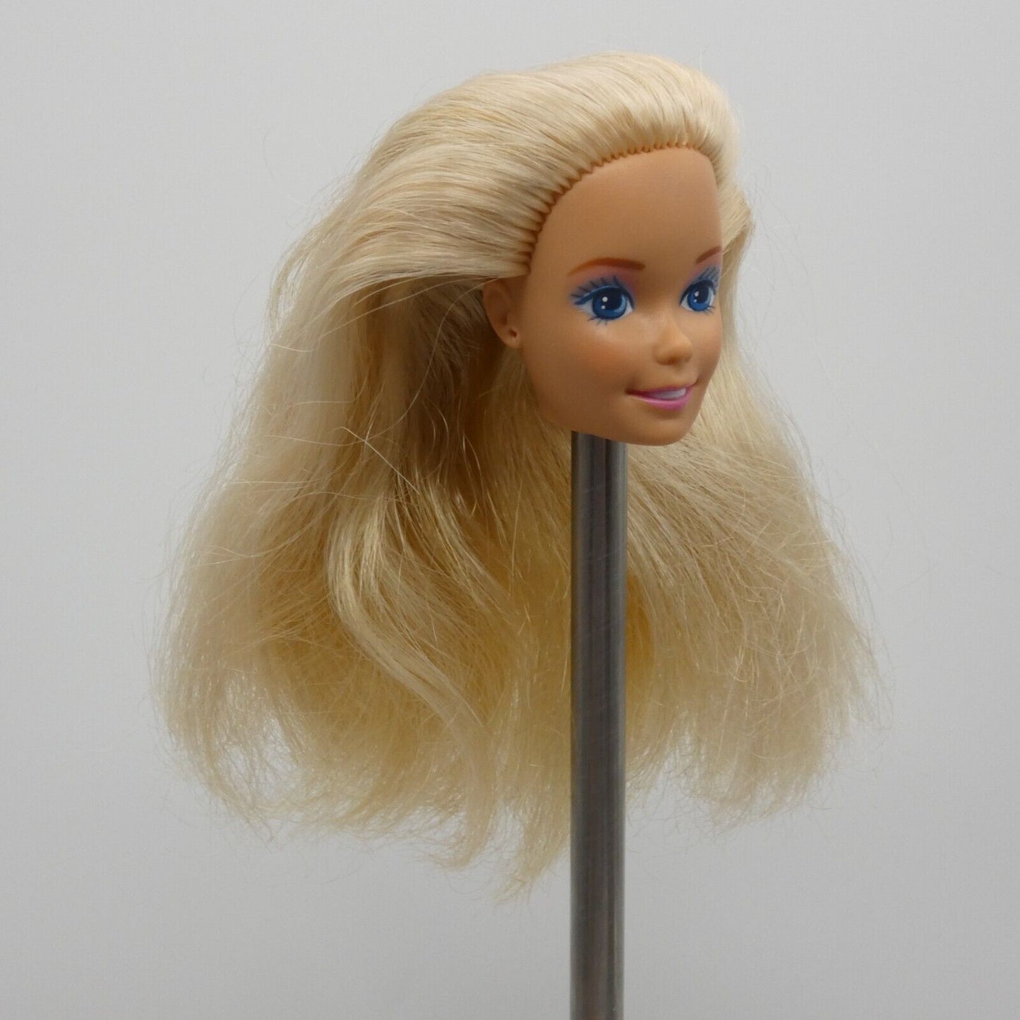 Barbie Animal Lovin Doll Head SuperStar Blonde 1989 Medium Light Skin Mattel