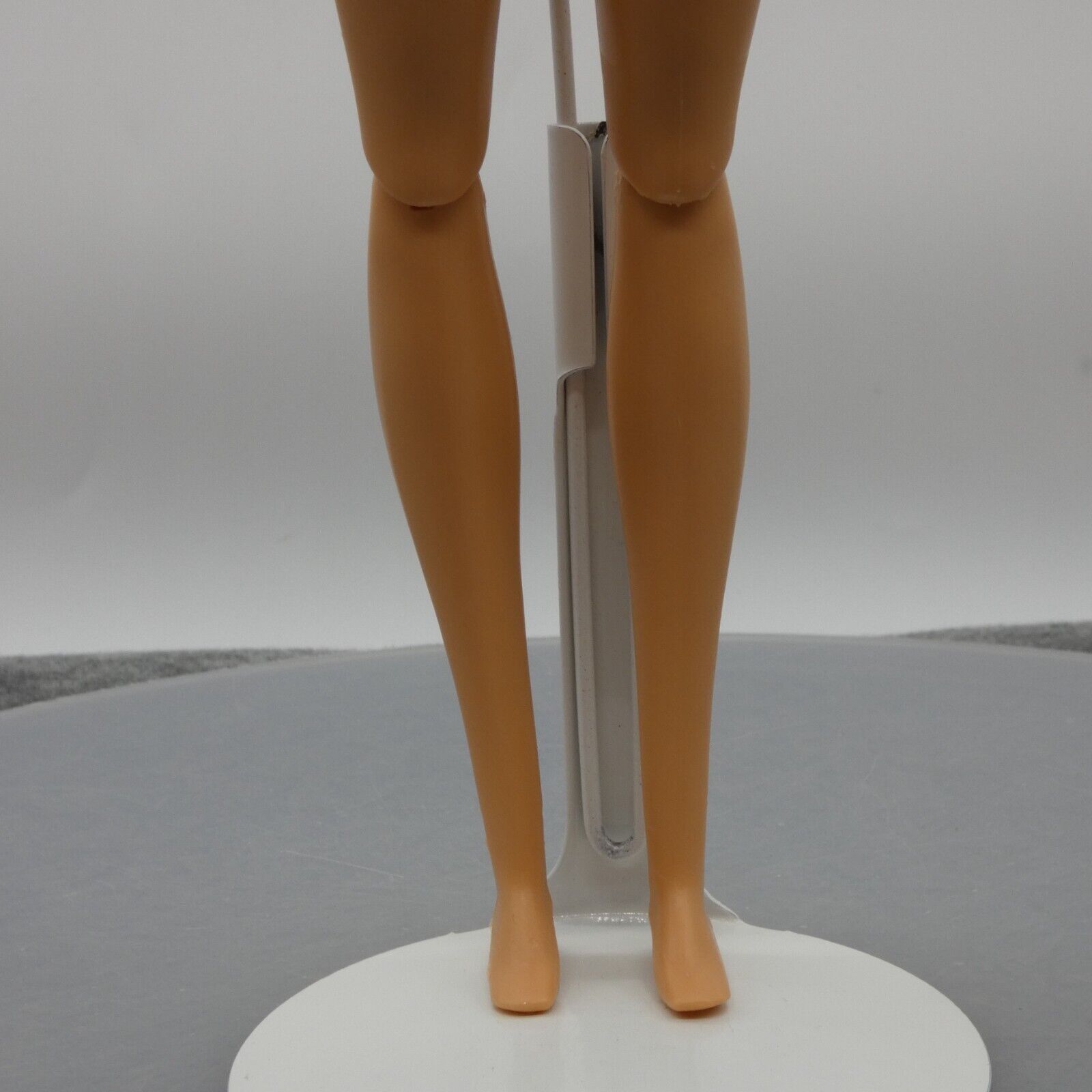 Barbie Doll Millie Blonde Nude Straight Arms Articulated Knees 2015 Body