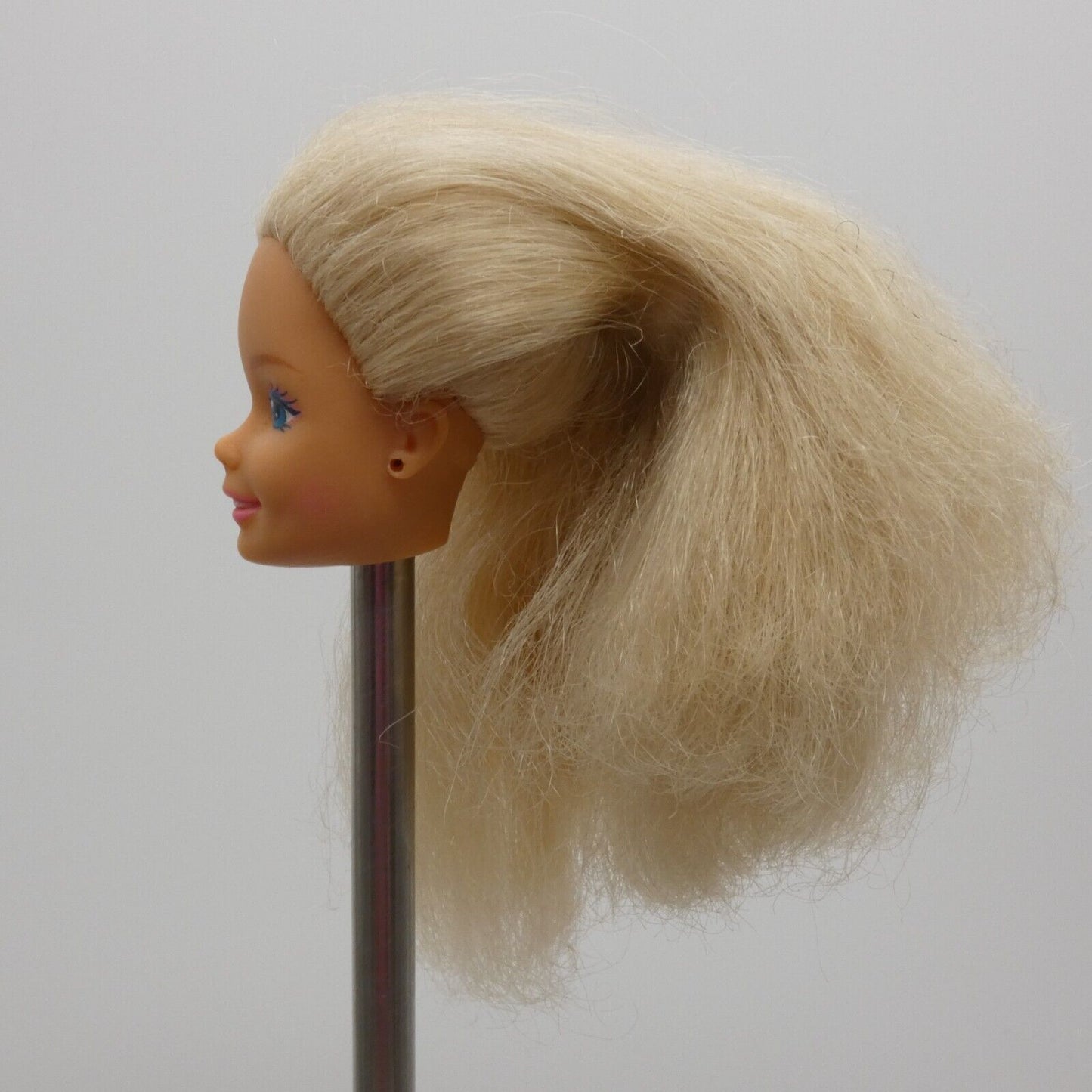 Barbie Fun To Dress Doll Head Only Blonde SuperStar 1993 Mattel 3240