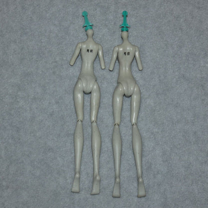 Monster High Rochelle Goyle Doll Body Lot of 2 G1 2008 Bodies