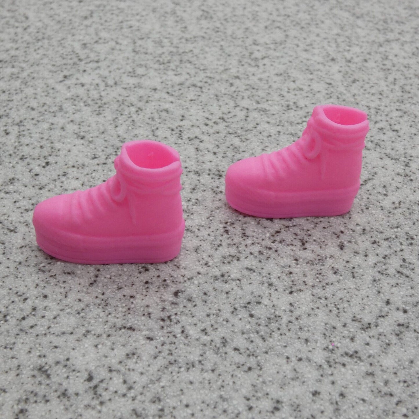 Barbie Bakery Playset Petite Doll Shoes Pink Ankle Boot Flat Feet 2021 HGB73