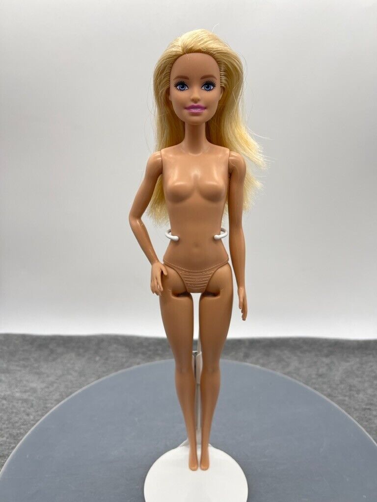 Barbie Dentist Doll Millie Face Blonde Nude Bent Right Arm 2019 Mattel FXP16