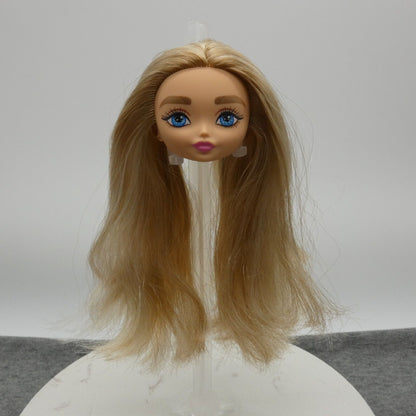 Barbie Extra Minis 4 Doll Head Only Long Blonde Hair 2022 Mattel HGP66 5.5 Inch