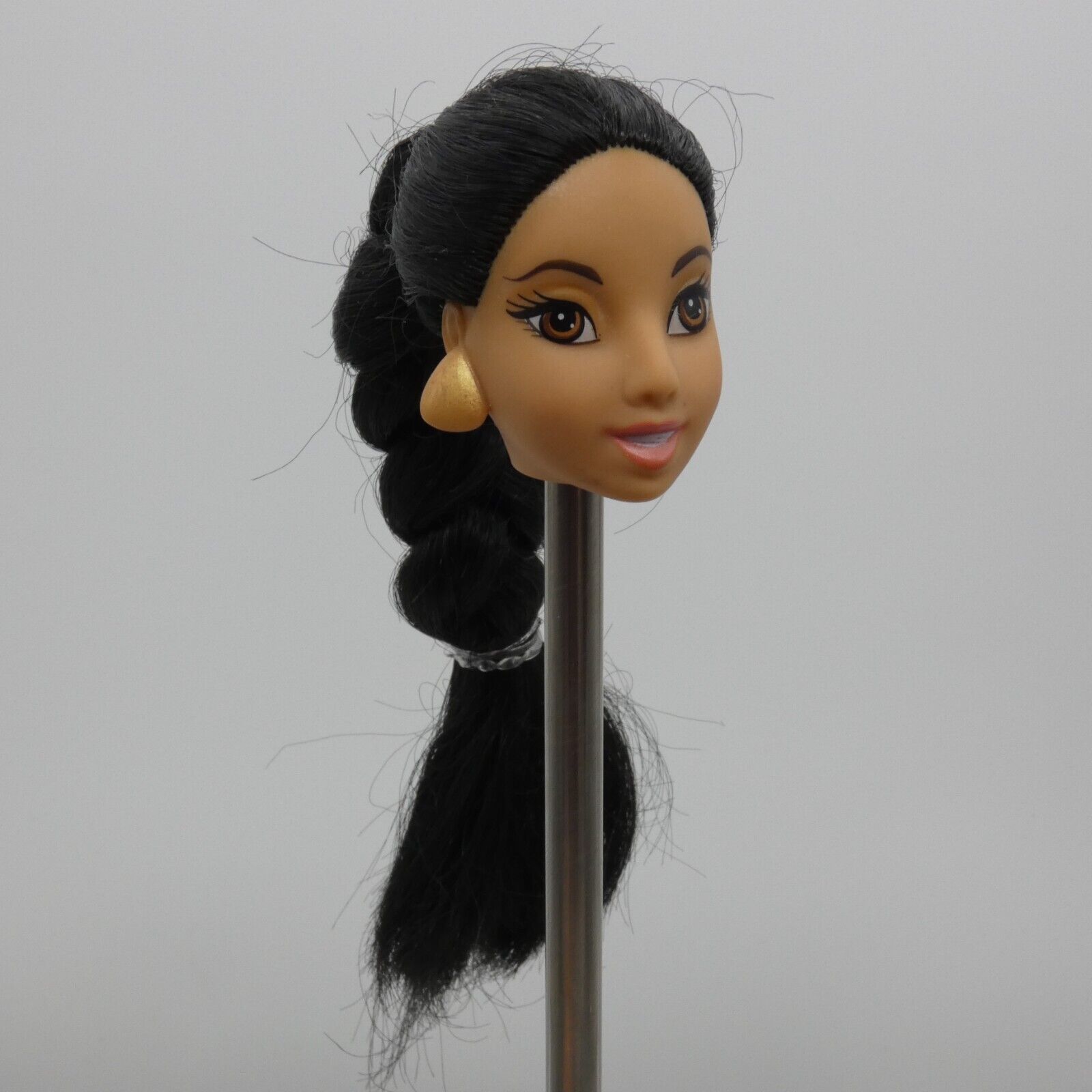 Disney Sparkling Princess Jasmine Doll Head Only 2011 Black Hair Molded Earrings