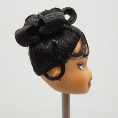 Bratz Doll Head Only Medium Light Tan Skin Kylie Jenner Night 2023 588115 O17B