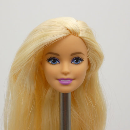 Barbie Supermarket Doll Head Millie Face Blonde Light Skin 2019 Mattel FRP01