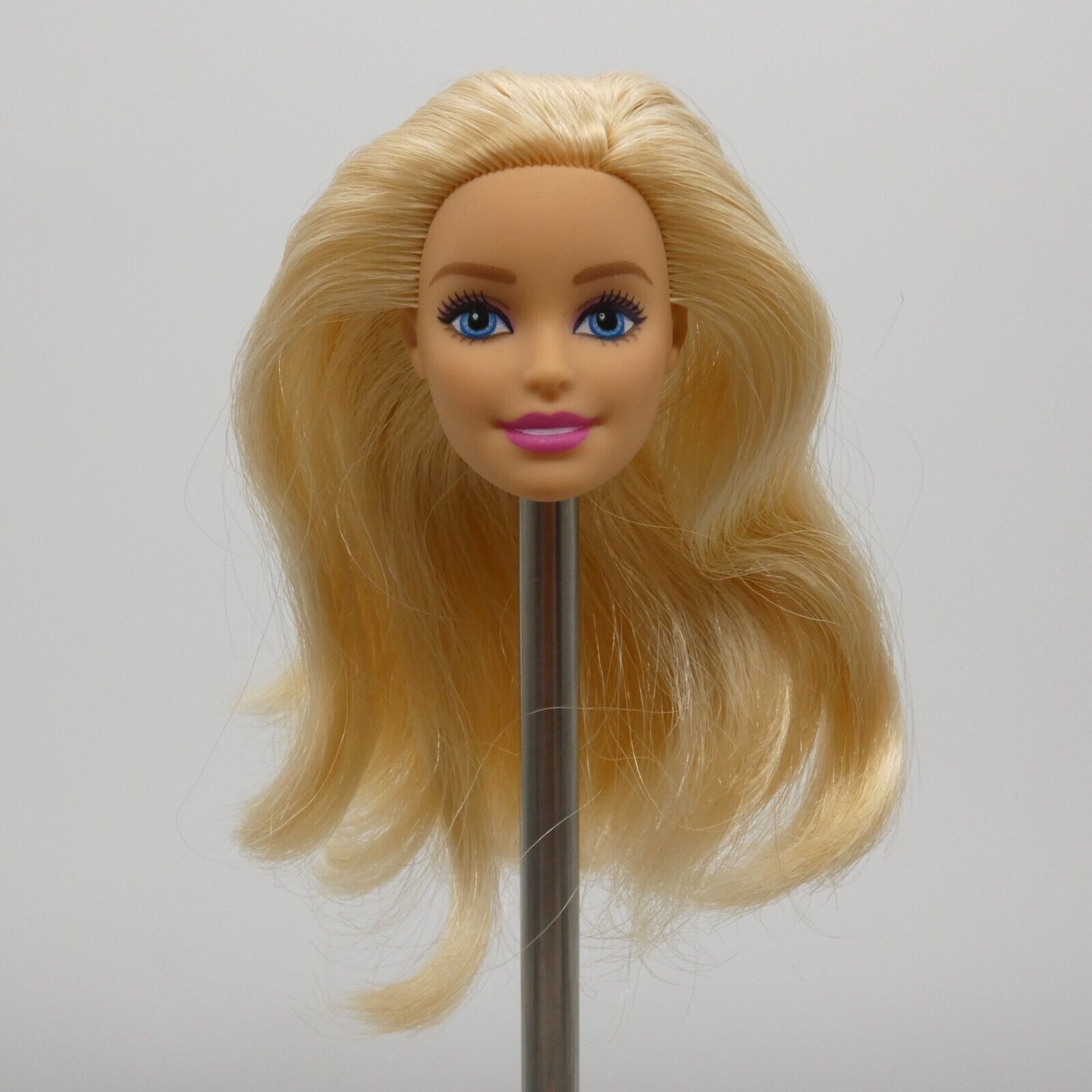 Barbie Made To Move Hiker Doll Head Millie Blonde Camping Fun 2016 Mattel FTK25