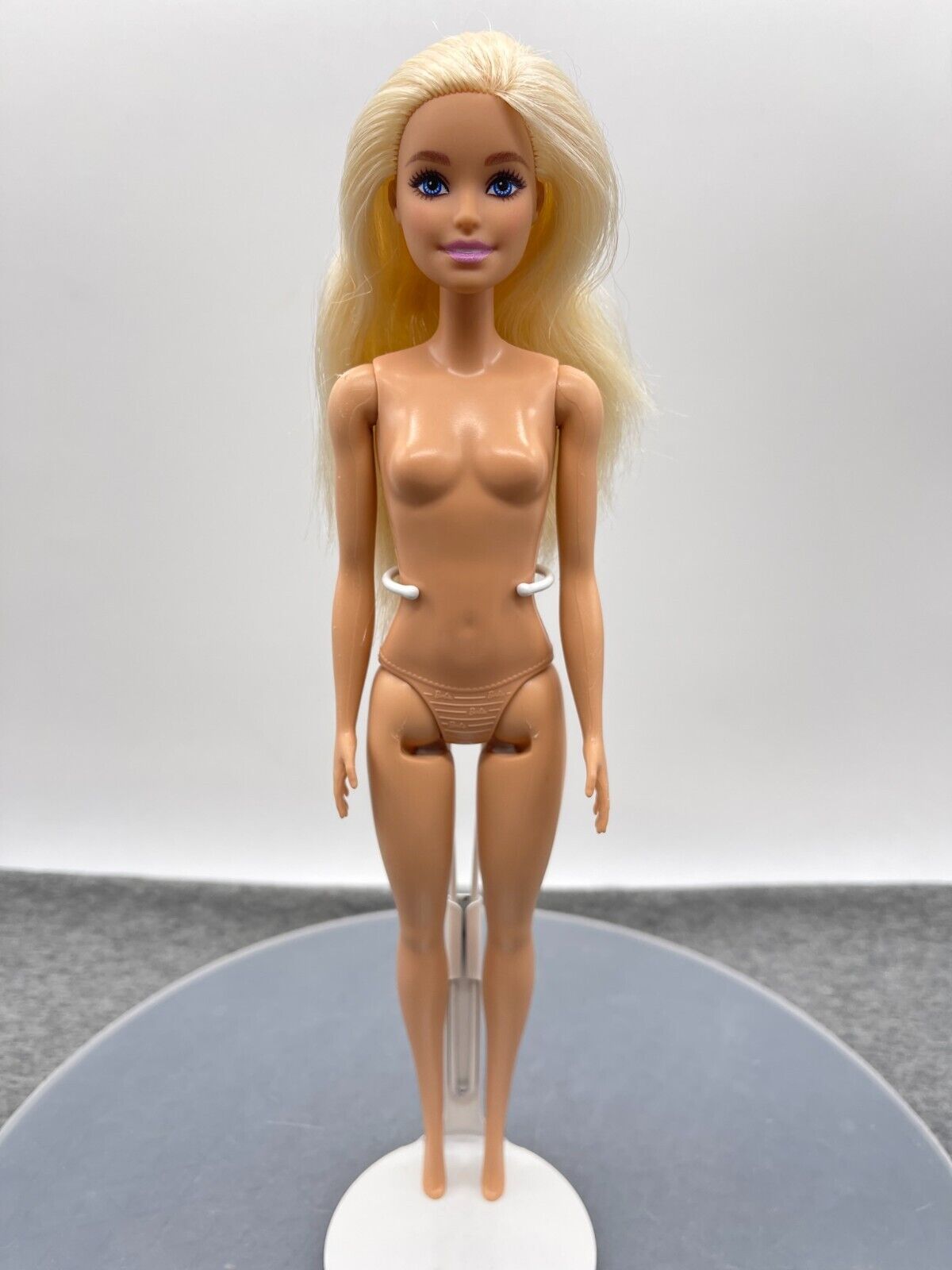 Barbie Doll Millie Blonde Nude Straight Arms Heel Feet 2022 Mattel HBV05