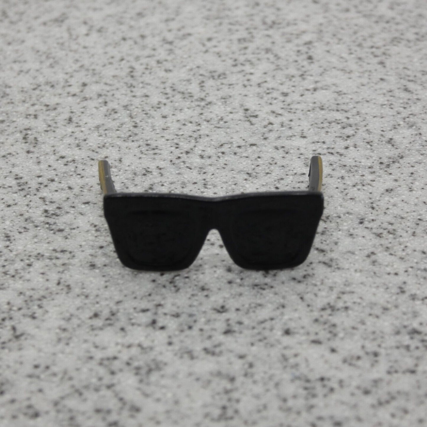 Barbie @BarbieStyle Urban Chic Doll Sunglasses Square Black Gold 2023 HJW95