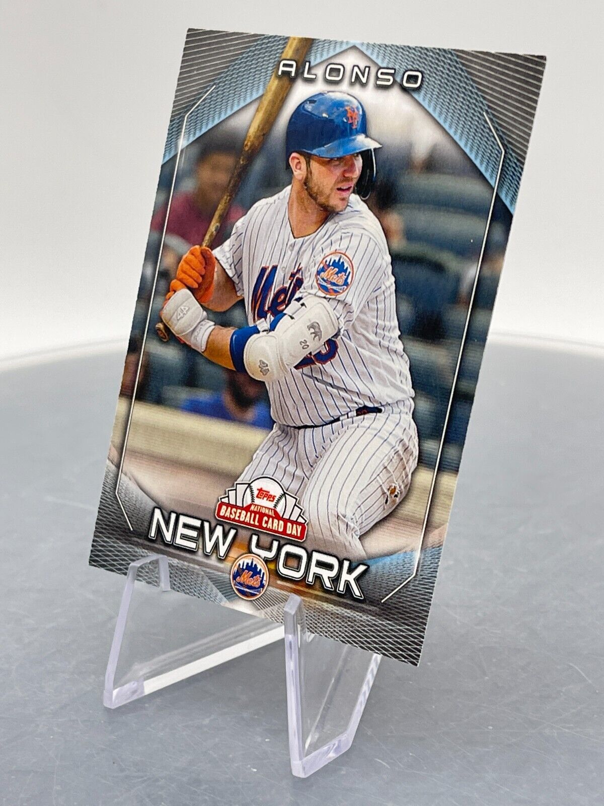 Pete Alonso 2020 Topps National Card Day #NTCDG-1 New York Mets First Base