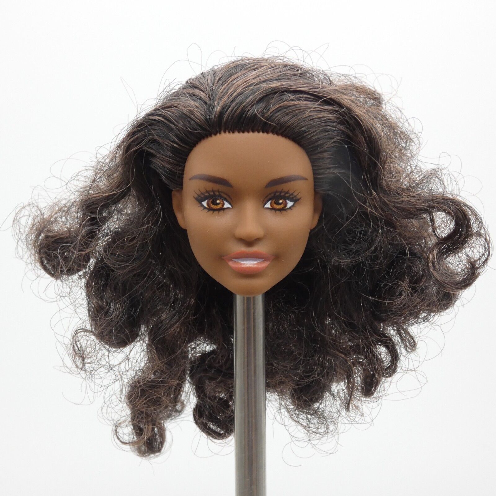 Barbie African American Doll Head Daya Face Curly Brown Hair 2020 Mattel GVJ98