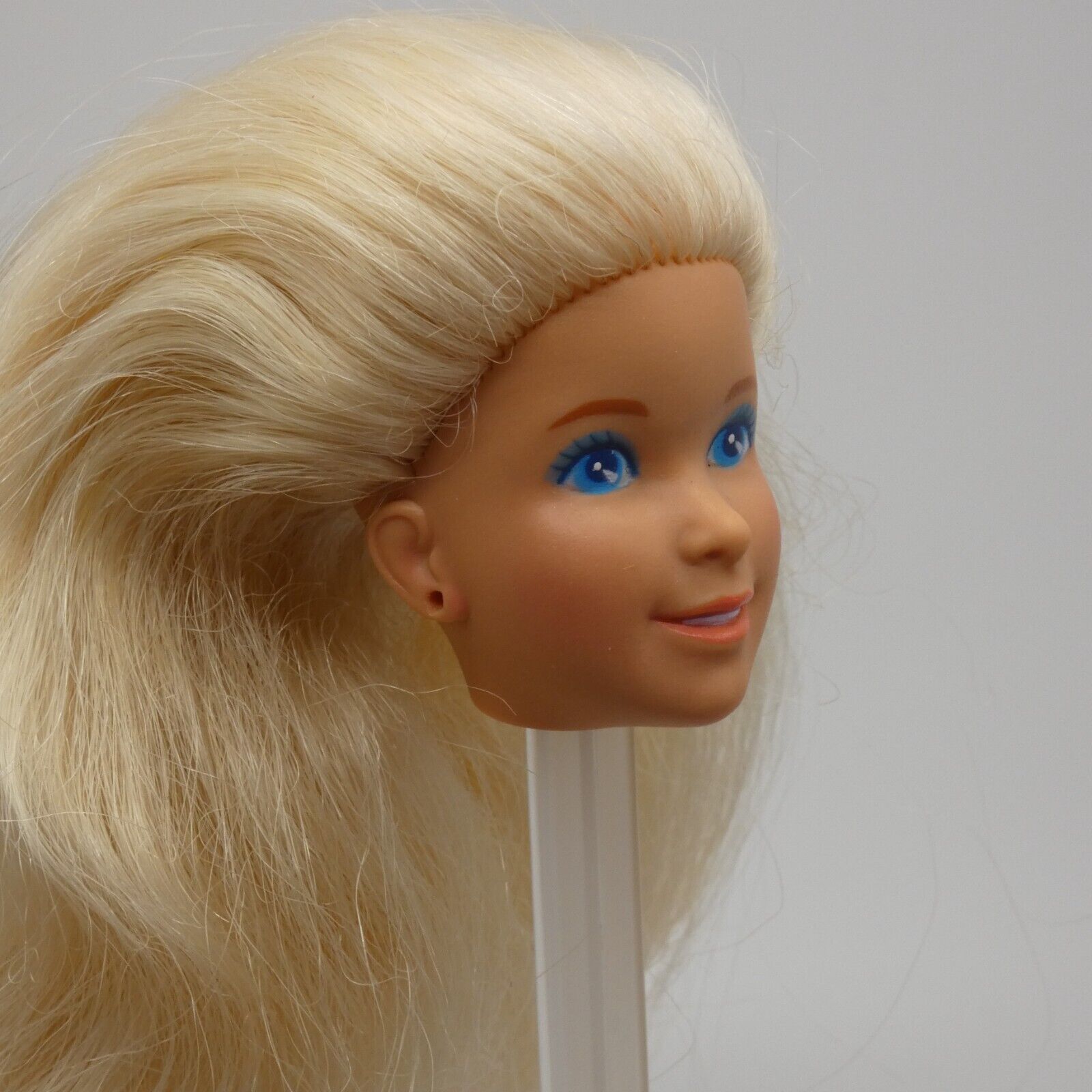 Barbie Teen Scene Jazzie Doll Head Only Blonde 1991 Medium Light Skin Tone