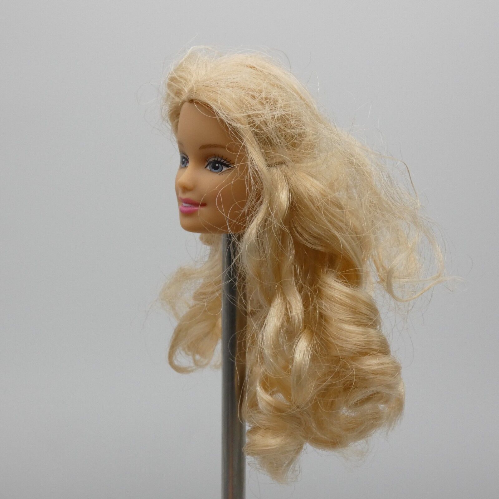 Barbie Sleeping Beauty Doll Head Generation Girl Face Blonde 2003 Mattel 56776