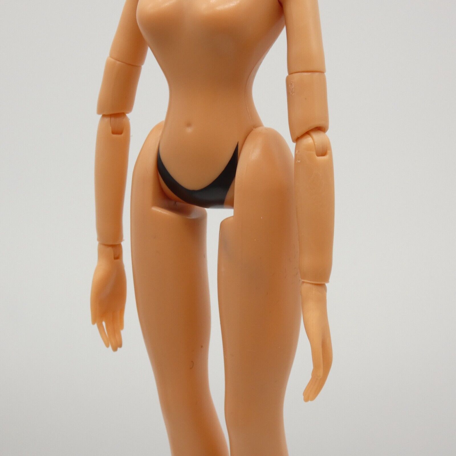 Bratz Doll Body Only Medium Light Tan Skin Kylie Jenner Night 2023 588115 O17C