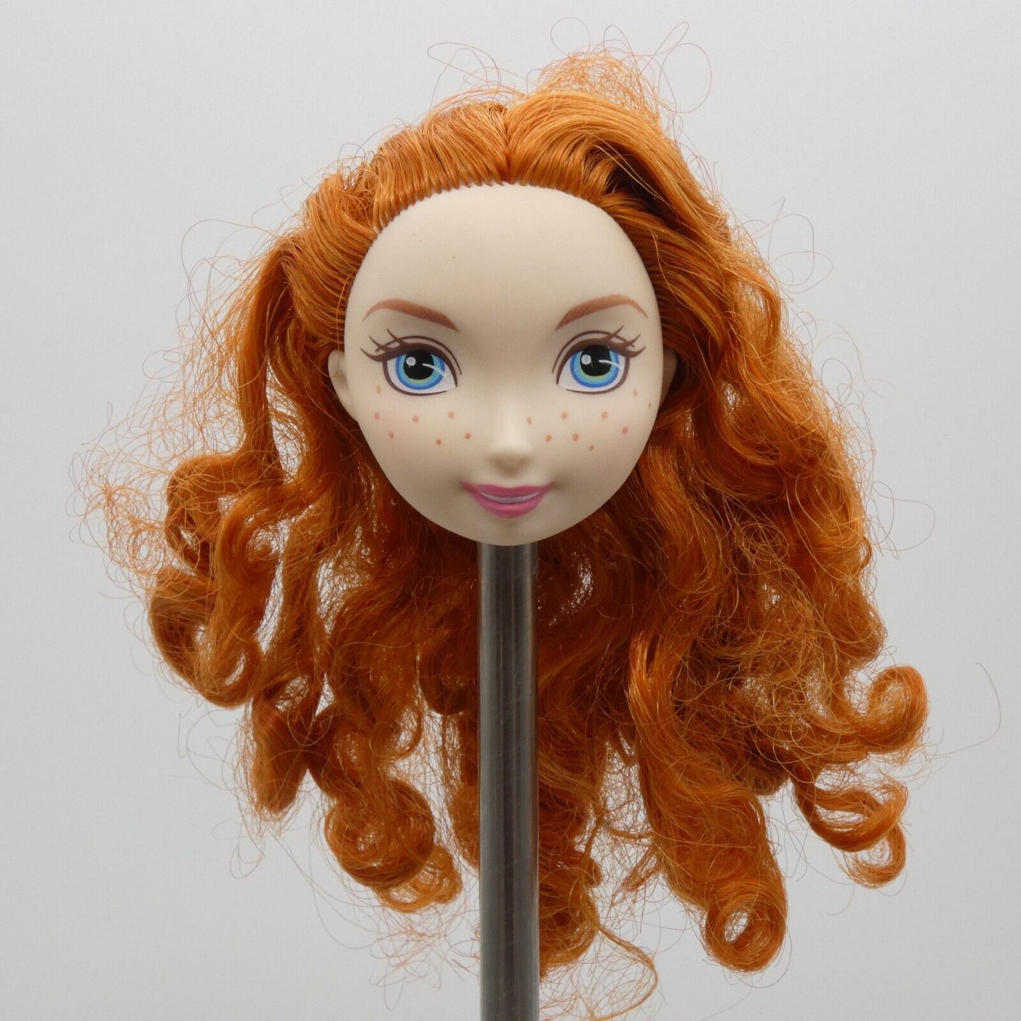 Disney Brave Merida Doll Head Only Curly Red Hair Freckles Light Skin 2011 V1821