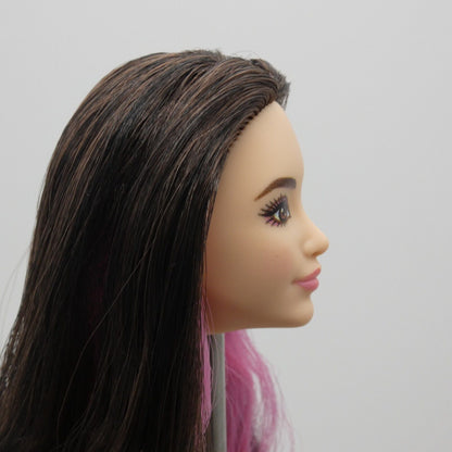 Barbie Fashionistas 214 Doll Head Light Skin Twist N Turn 65th 2024 HRH22 Mattel