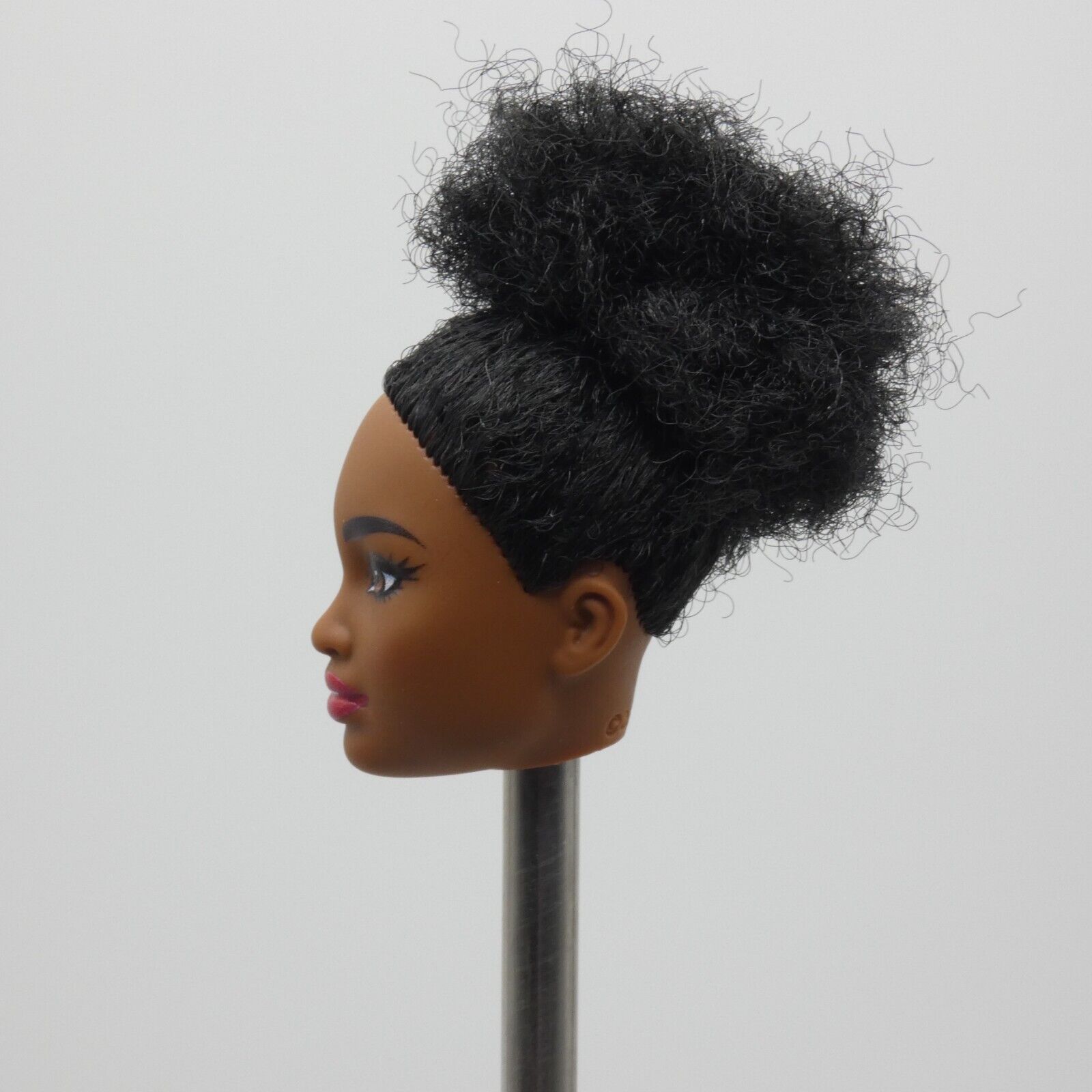 Barbie Doll Pazette Face AA Medium Dark Skin Fashionistas 221 65th 2024  HRH18 B