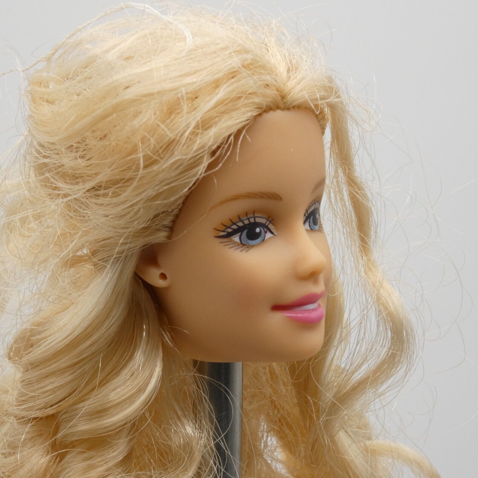 Barbie Sleeping Beauty Doll Head Generation Girl Face Blonde 2003 Mattel 56776