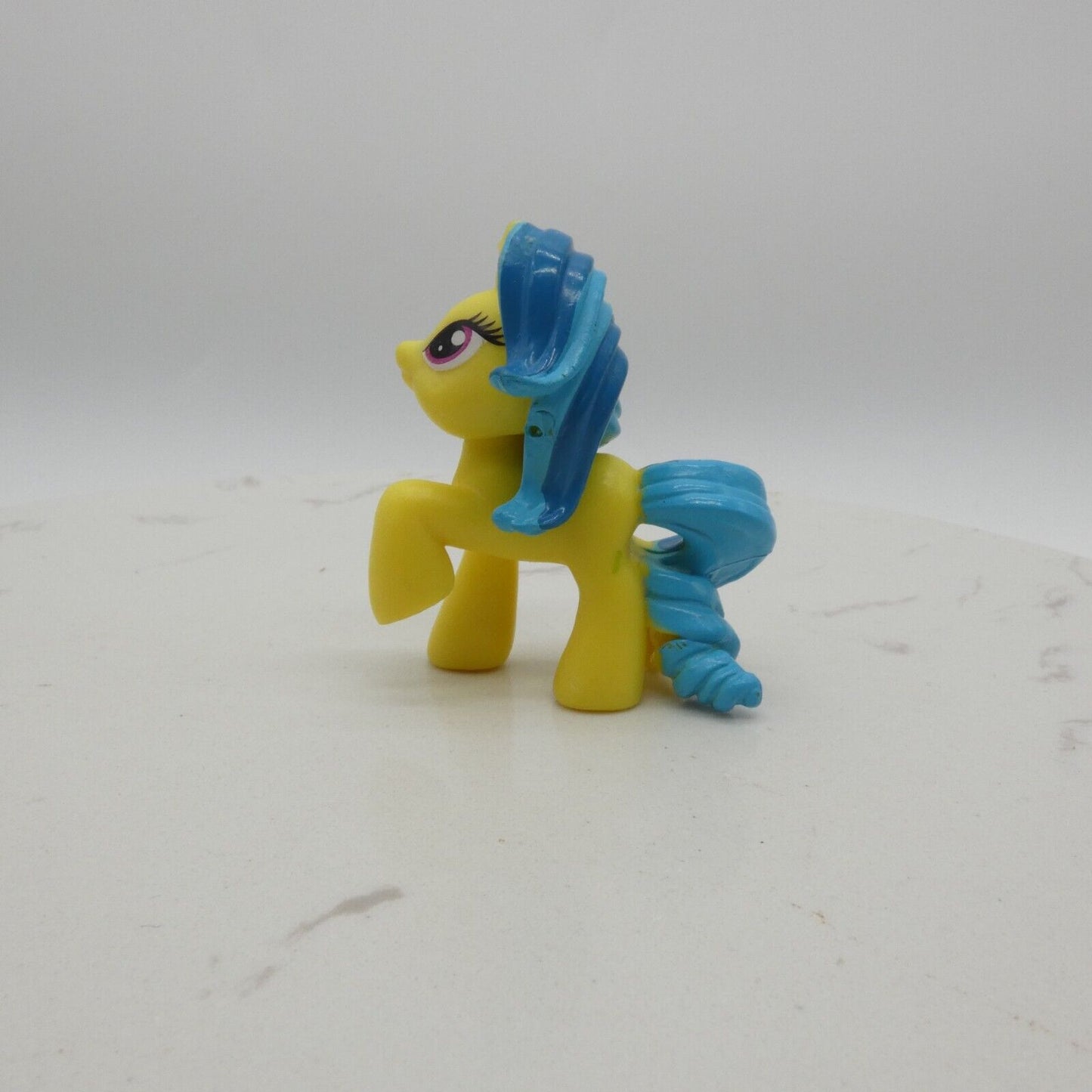 My Little Pony Lemon Hearts Blind Bag Friendship Celebration Yellow Hasbro