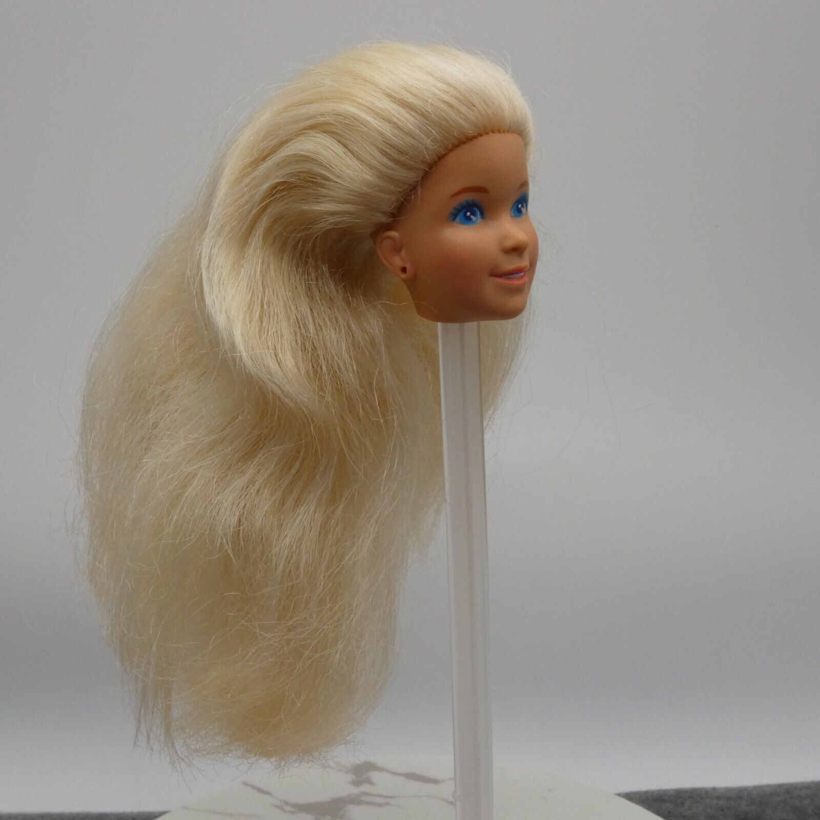 Barbie Teen Scene Jazzie Doll Head Only Blonde 1991 Medium Light Skin Tone