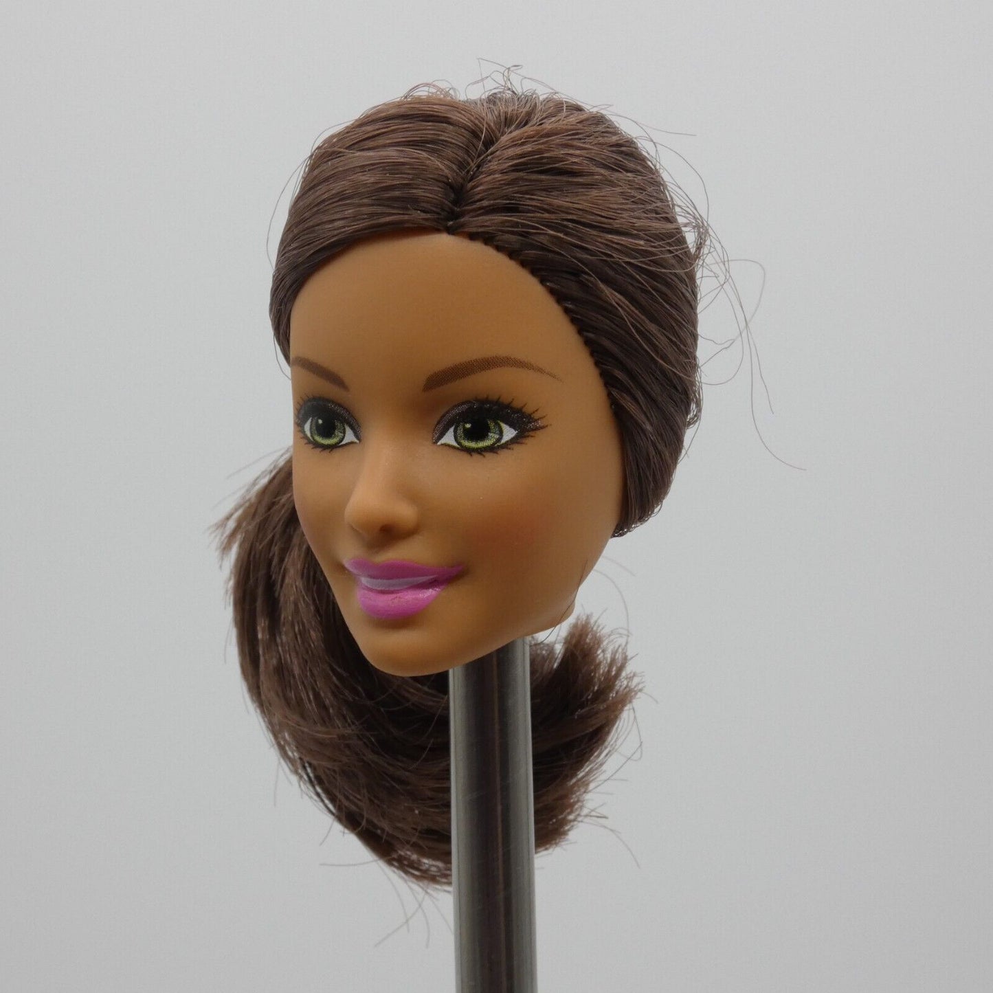 Barbie Fairytale Ballerina Doll Head Summer Face Brown Hair Green Eyes DHM43