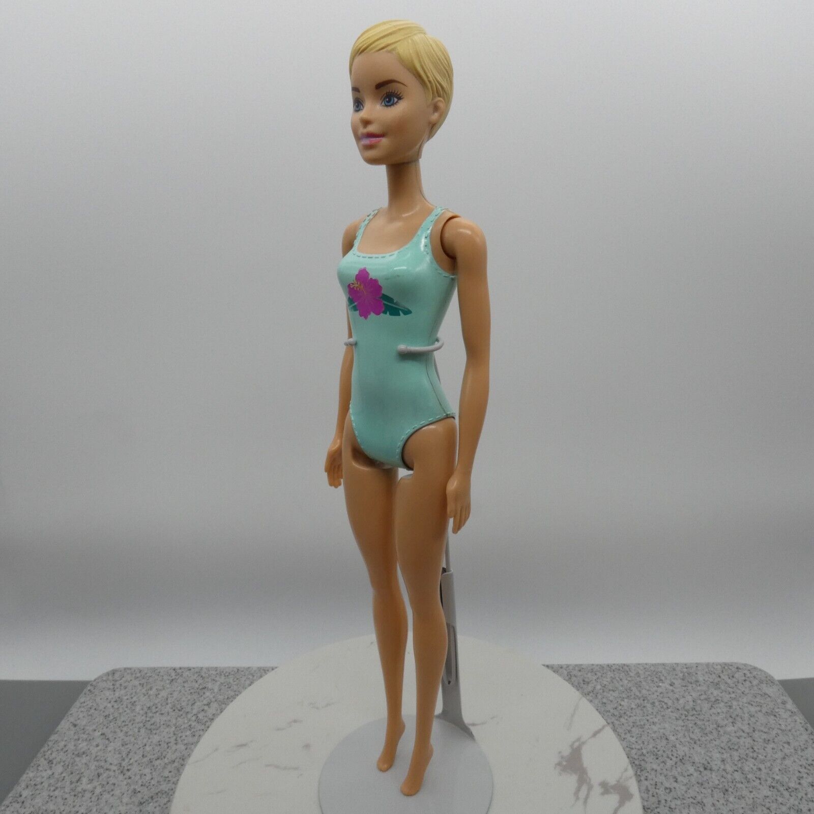 Barbie Color Reveal Doll Millie Face Blonde Hair Hibiscus Swimsuit GNF85 Mattel