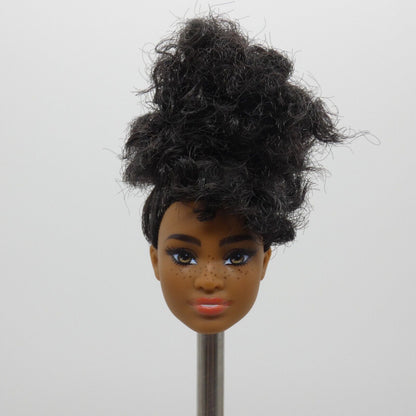 Barbie Fashionistas 185 Doll Head AA Mbili Grace Face Medium Dark Skin Freckles