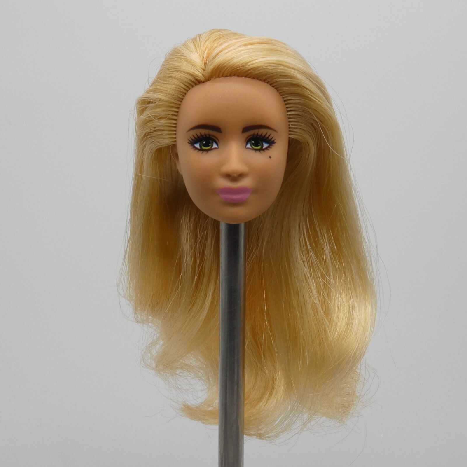 Barbie Paleontologist Doll Head Angel Goddess Face Blonde Green Eyes 2018 FJB12