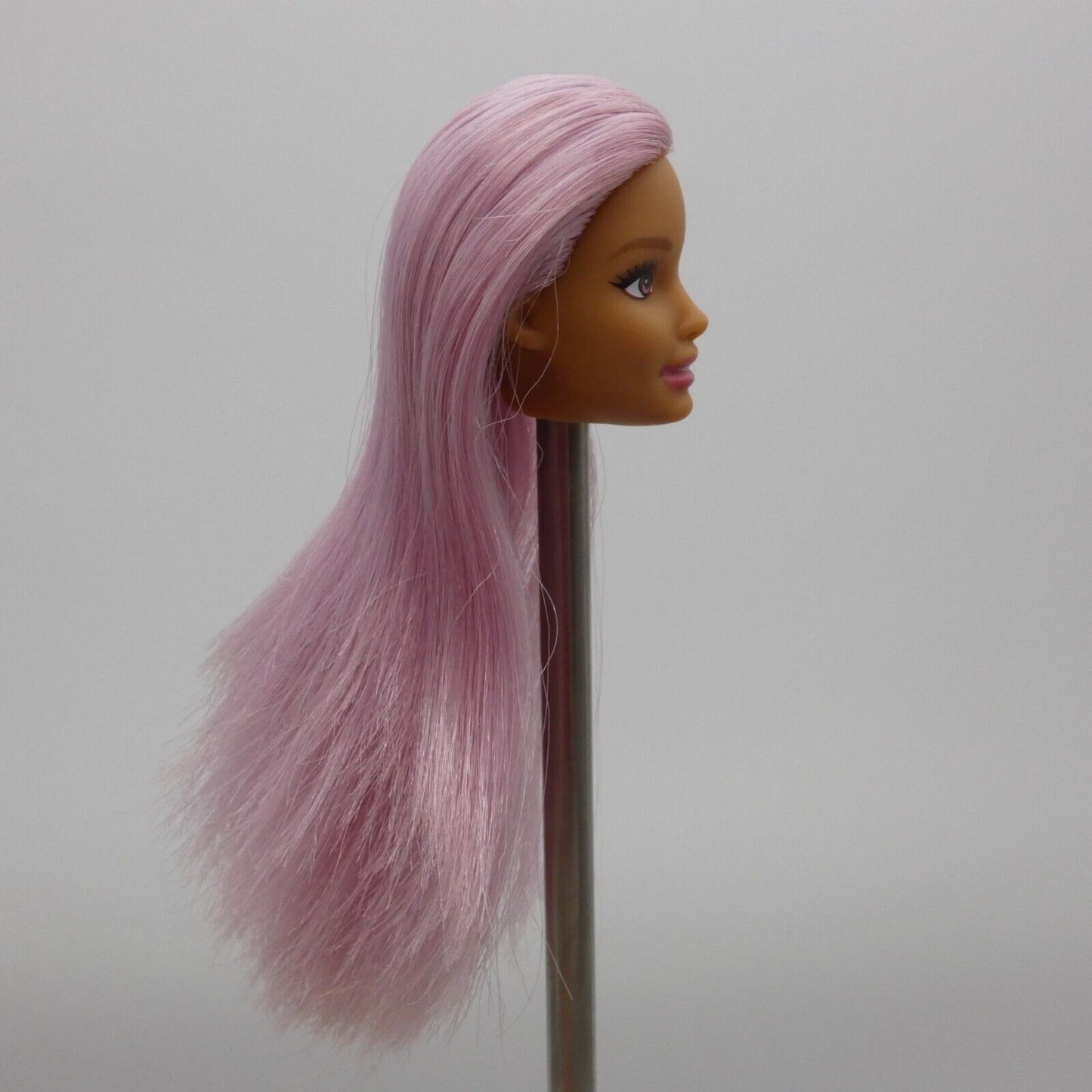 Barbie Careers Pop Star Doll Head Neysa Face Purple Hair Side Glance FXN98 2019