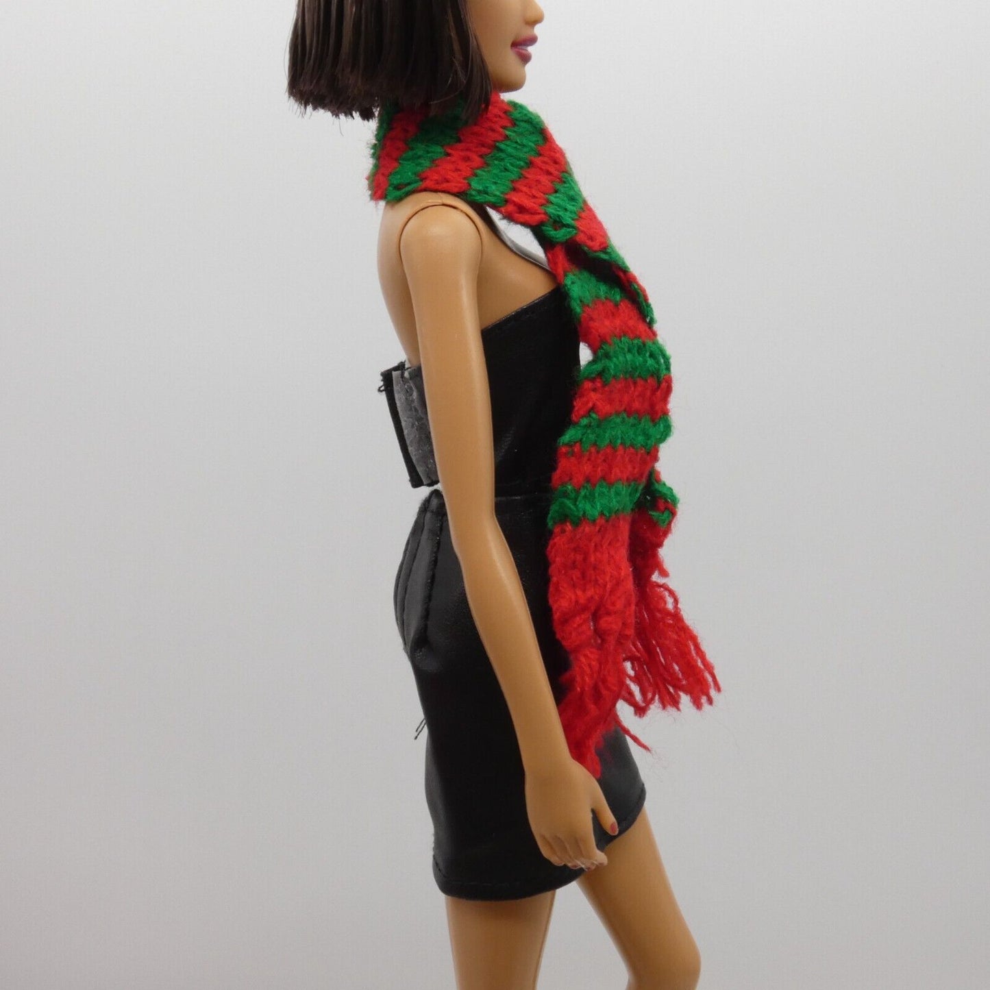 Scarf For Integrity Toys Barbie Size Doll Red Green Stripe Fringe Knitted FR