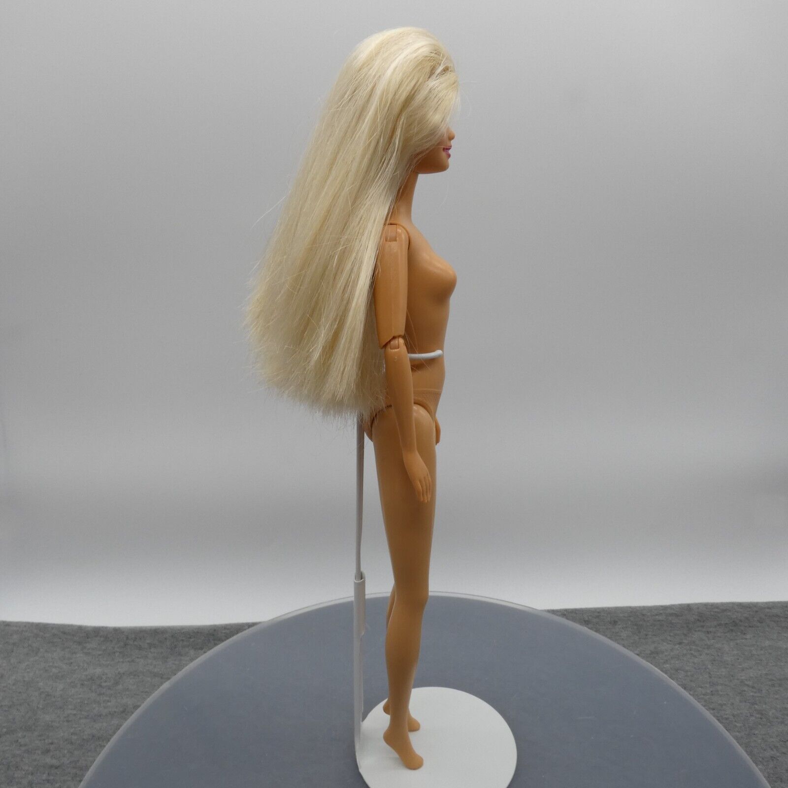 Barbie Doll Generation Girl CEO Face Blonde Articulated Jointed Elbows Mattel