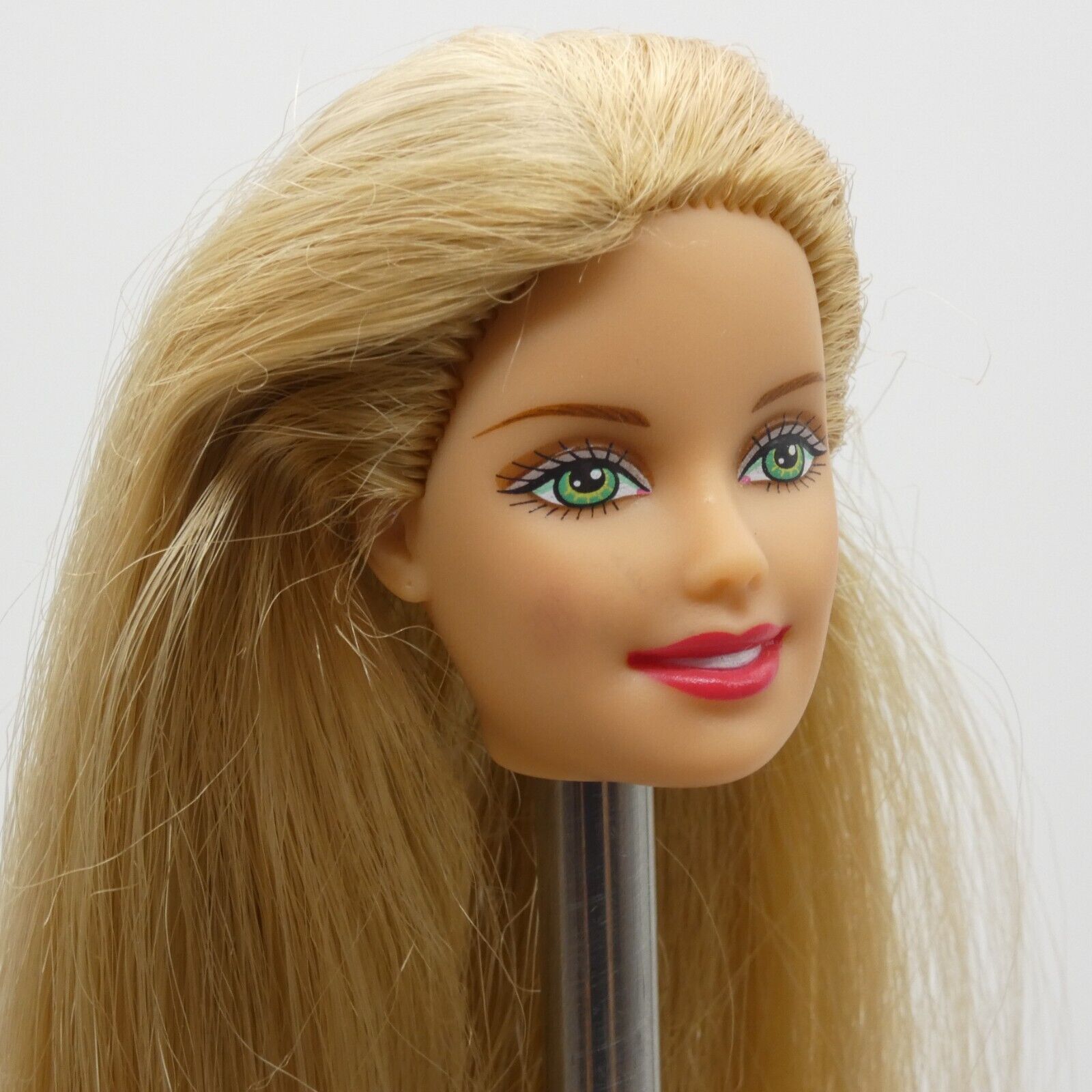 Barbie Fashion Wardrobe Doll Head Generation Girl Face Blonde Green Eyes 27788