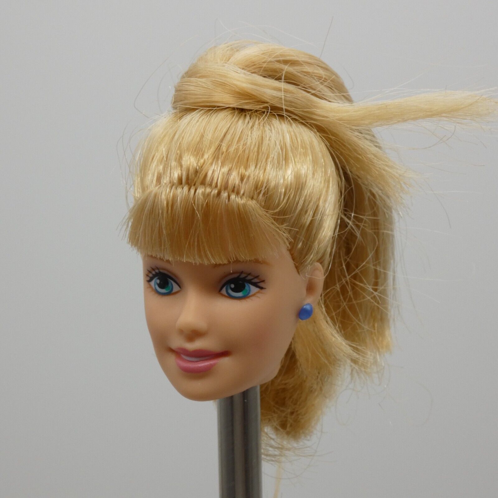 Barbie Olympic Star Skater Doll Head Generation Girl Blonde Medium Light Skin