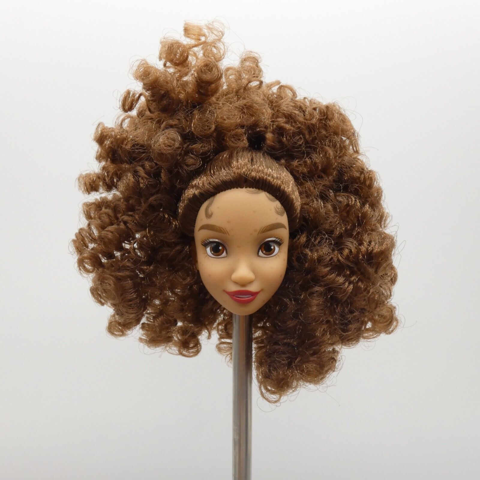 Disney ILY 4 Ever Rapunzel Doll Head Only Freckles Medium Light Skin Curly Hair