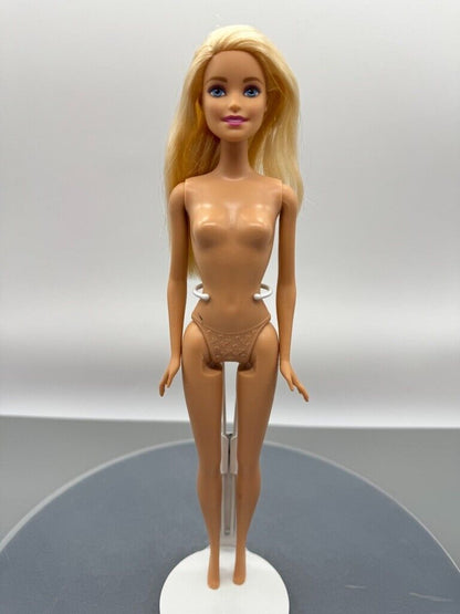 Barbie Doll Millie Blonde Nude Straight Arms Heel Feet Right Side Part 2009 Body