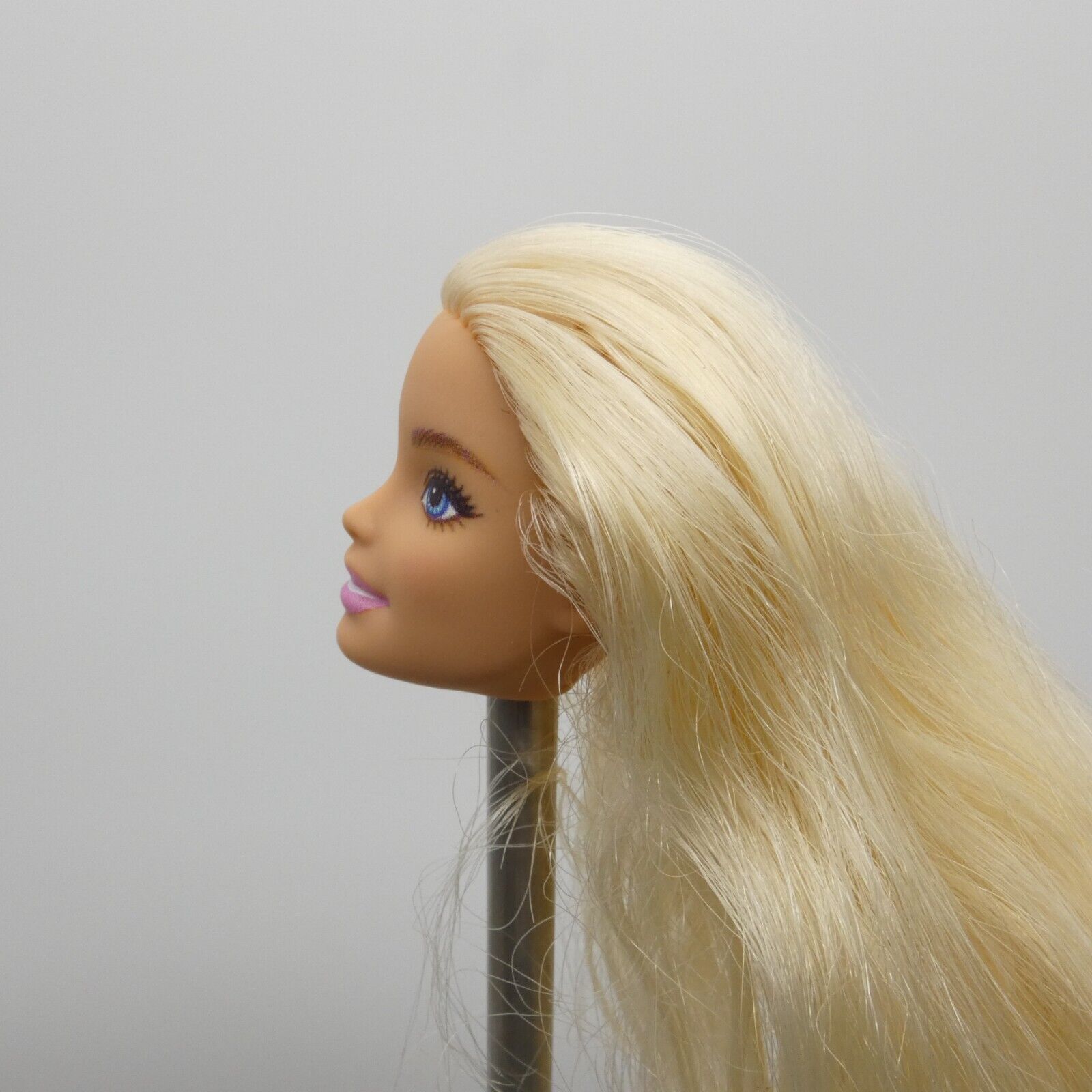 Barbie Doll Head Only Millie Face Open Mouth Medium Light Skin Tone