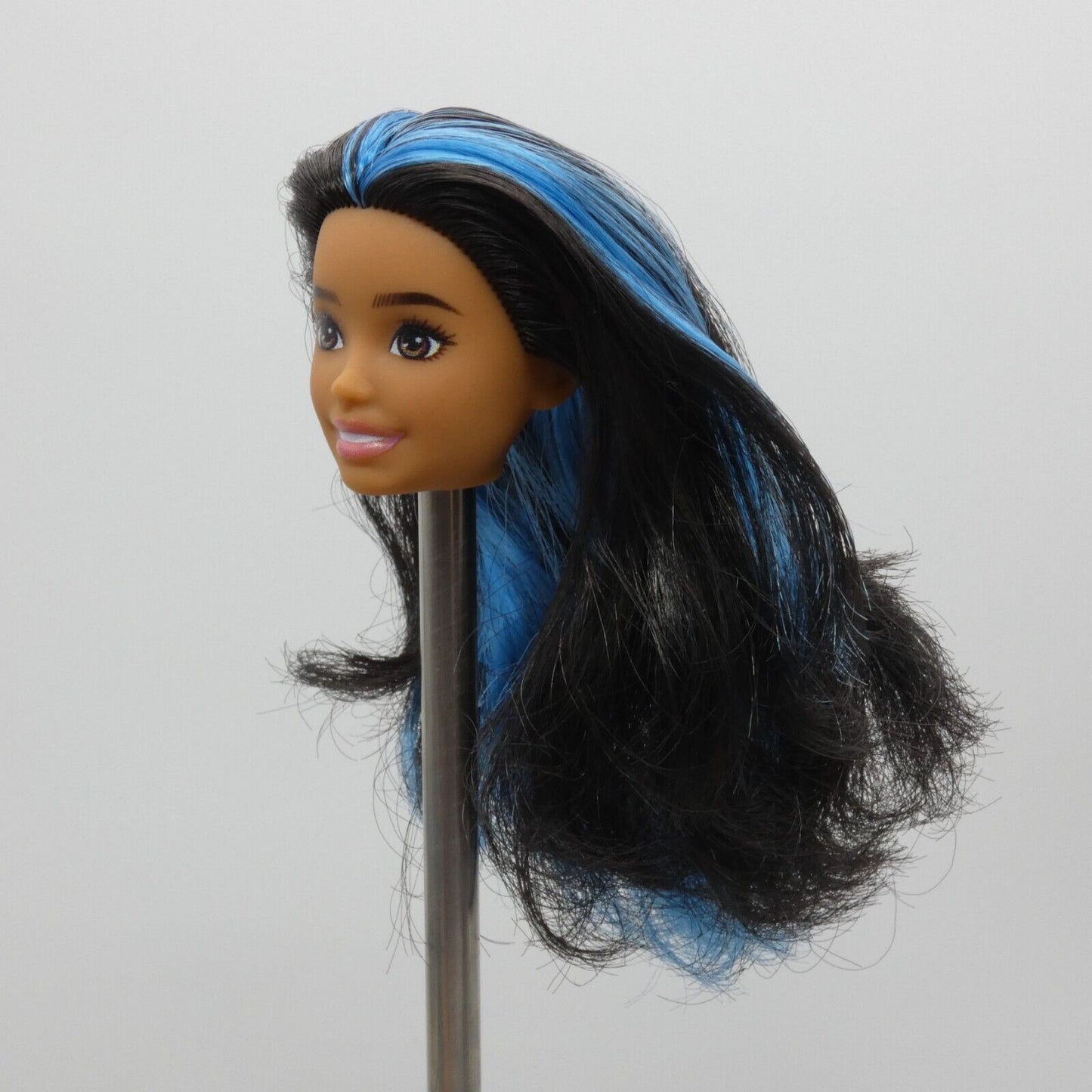 Barbie Skipper Babysitter Doll Head Black Blue Hair Hispanic 2022 Mattel HJY34