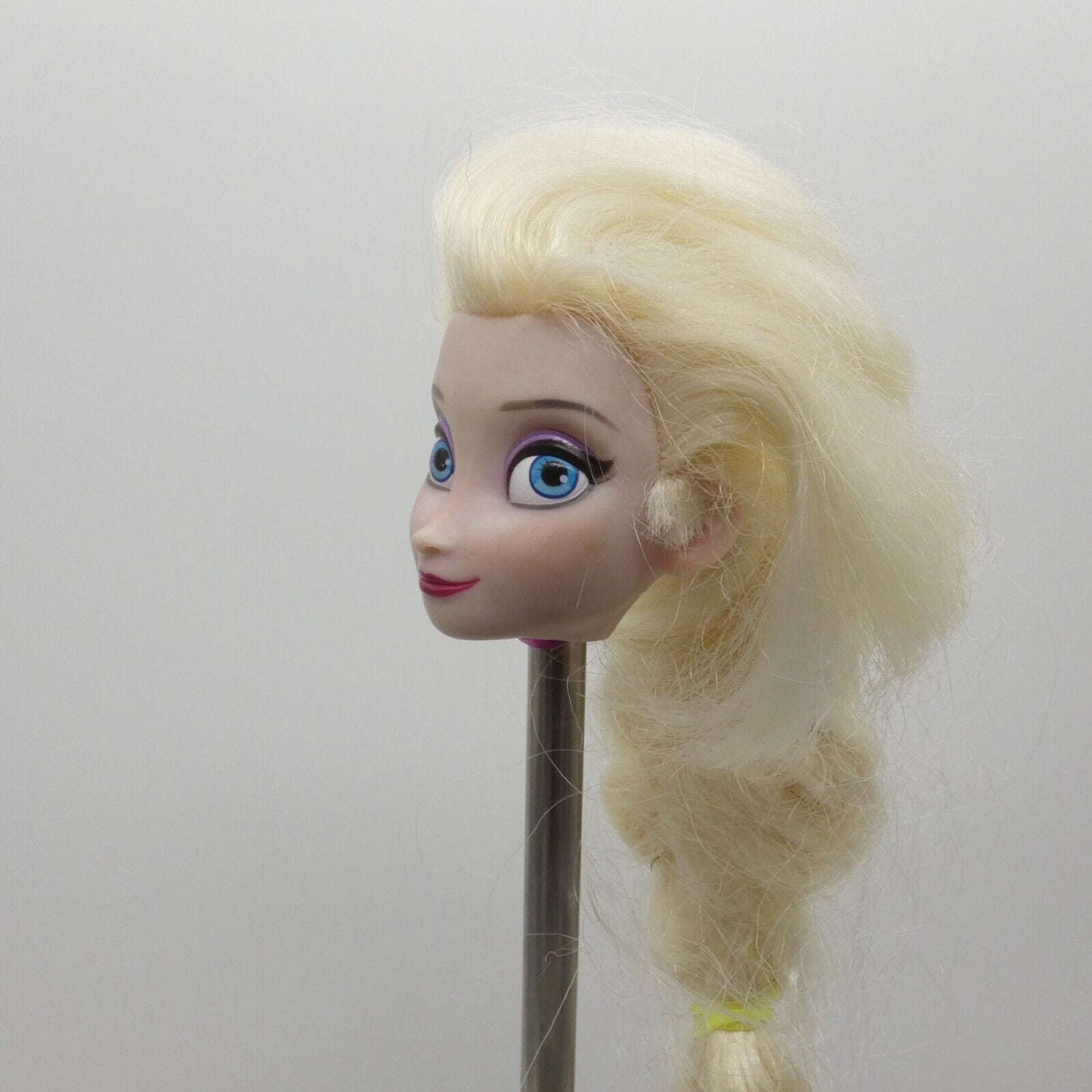 Disney Store London Frozen Queen Elsa Doll Head Braided Hair Side Glance 2013