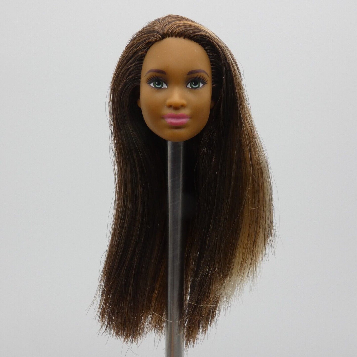 Barbie Fashionistas 21 Doll Head AA Grace Mbili Brown Hair Green Eyes 2015 DGY56