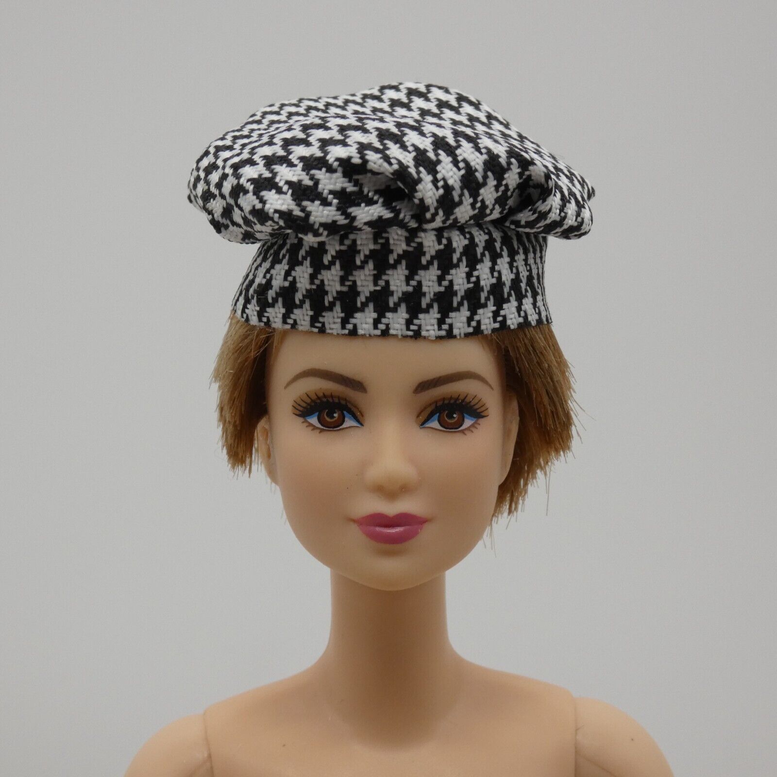 Barbie Doll Size Black White Houndstooth Hat Beret Fits 11 And 12 Inch Dolls