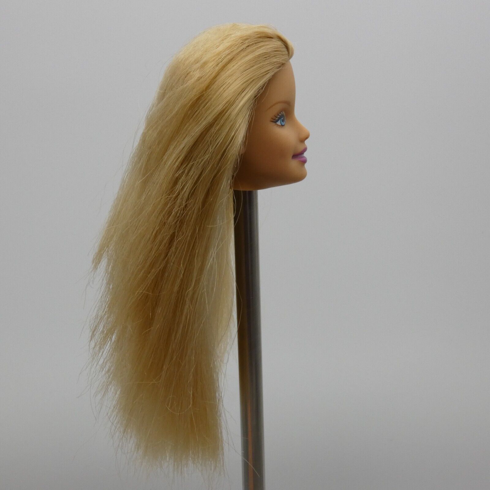 Barbie Style Doll Head Generation Girl Face Blonde Crimped Hair 2004 B6390