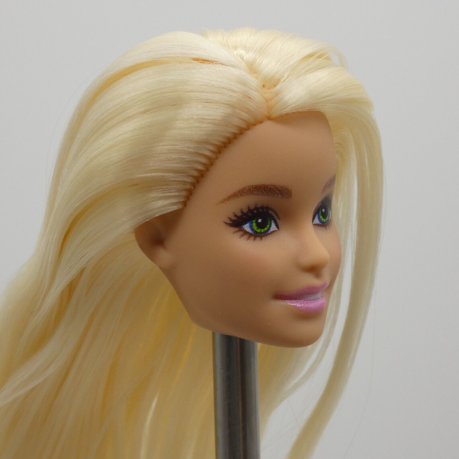 Barbie Glitz Doll Head Millie Face Green Eyes Blonde Light Skin 2021 GRB32