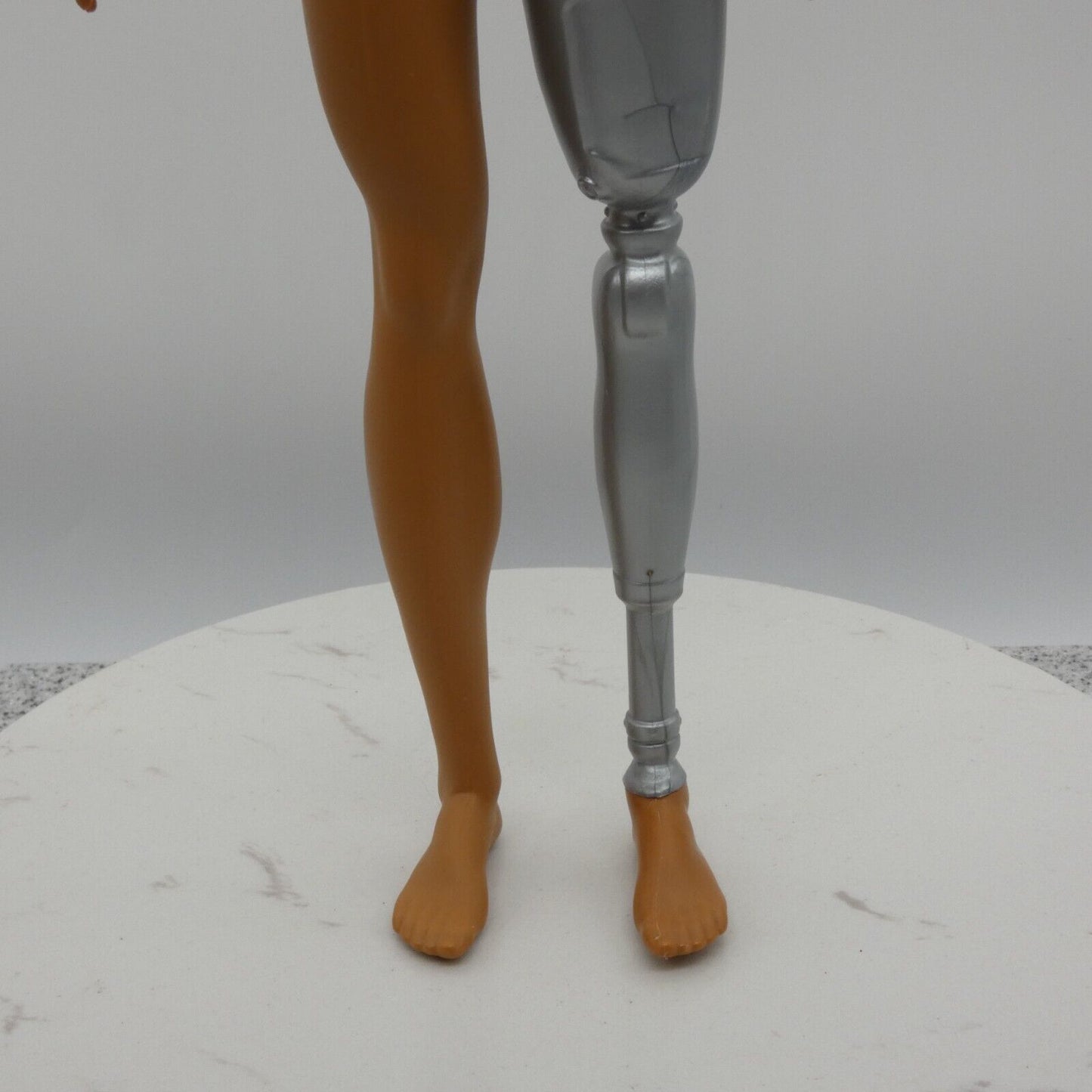 Barbie Fashionistas 212 Ken Doll Body Prosthetic Leg Medium Skin 2022 HJT11 C