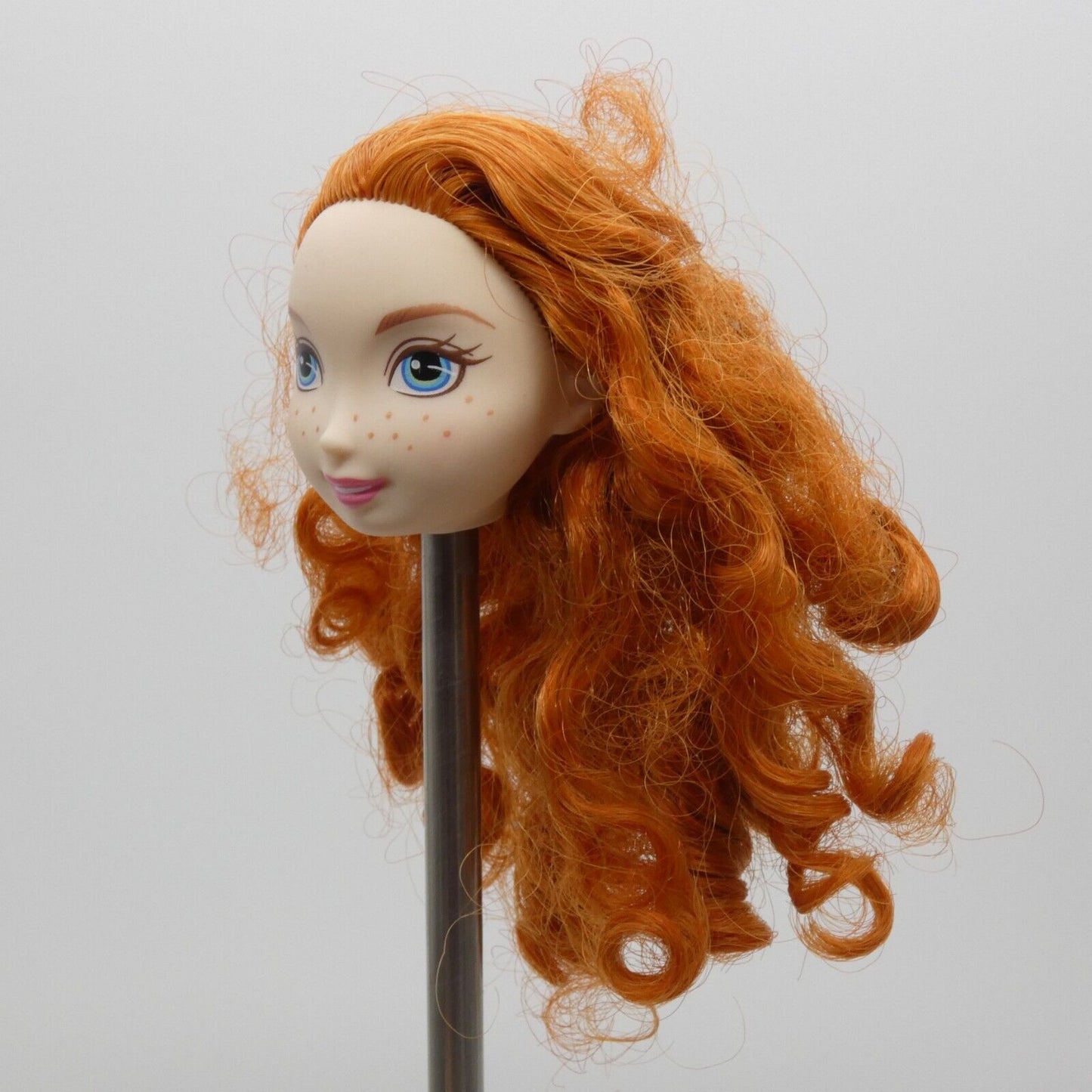 Disney Brave Merida Doll Head Only Curly Red Hair Freckles Light Skin 2011 V1821