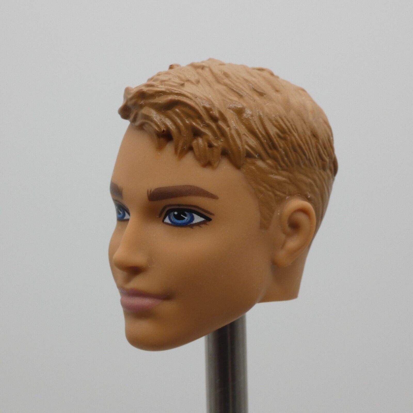 Barbie Dolphin Magic Ken Doll Head Medium Light Skin 2018 Mattel FWV15