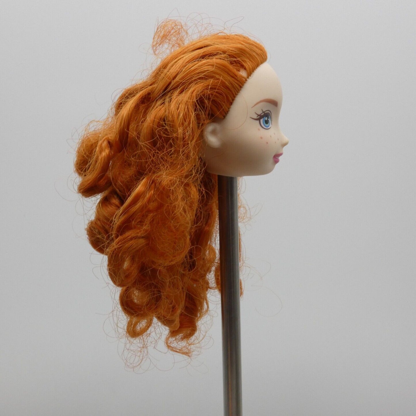 Disney Brave Merida Doll Head Only Curly Red Hair Freckles Light Skin 2011 V1821