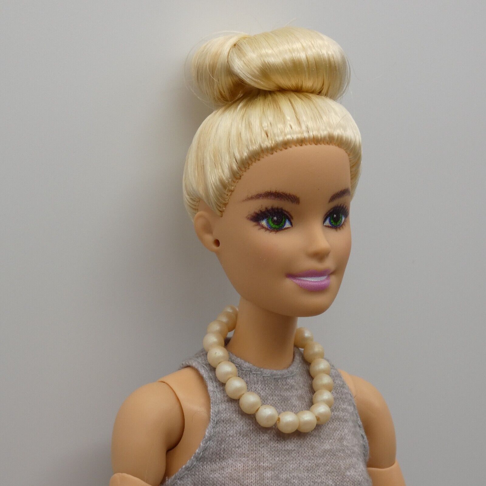 Barbie Doll Size Faux Pearl Necklace Off White Beads Stretch Handmade OOAK