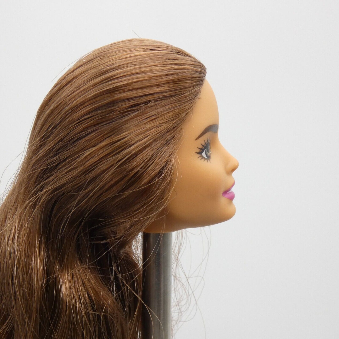 Barbie Make & Sell Boutique Doll Head Neysa Face Brown Hair Eyes 2023 HKT78